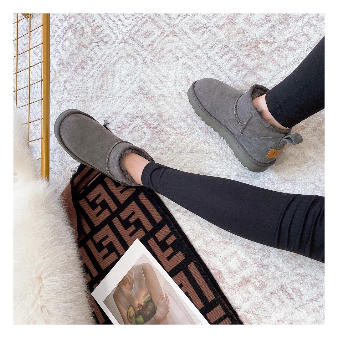 UGG Classic Ultra Mini Boot · XX2276 — תמונה 25