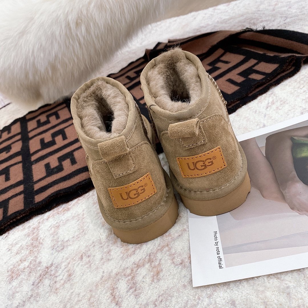 UGG Classic Ultra Mini Boot · XX2276 — תמונה 9