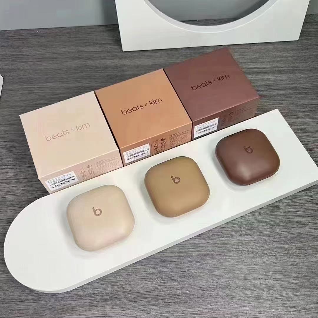 Beats Fit Pro x Kim · 5889 — תמונה 18