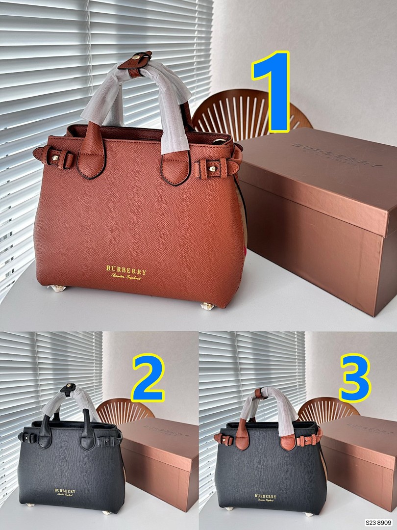 Burberry Banner · 5718