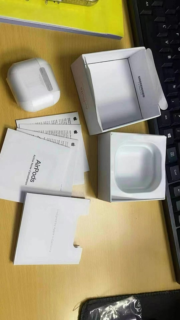 Apple AirPods 4 · 5638 — תמונה 5