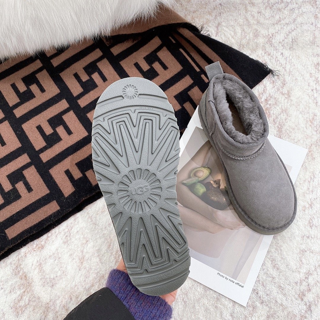 UGG Classic Ultra Mini Boot · XX2276 — תמונה 15