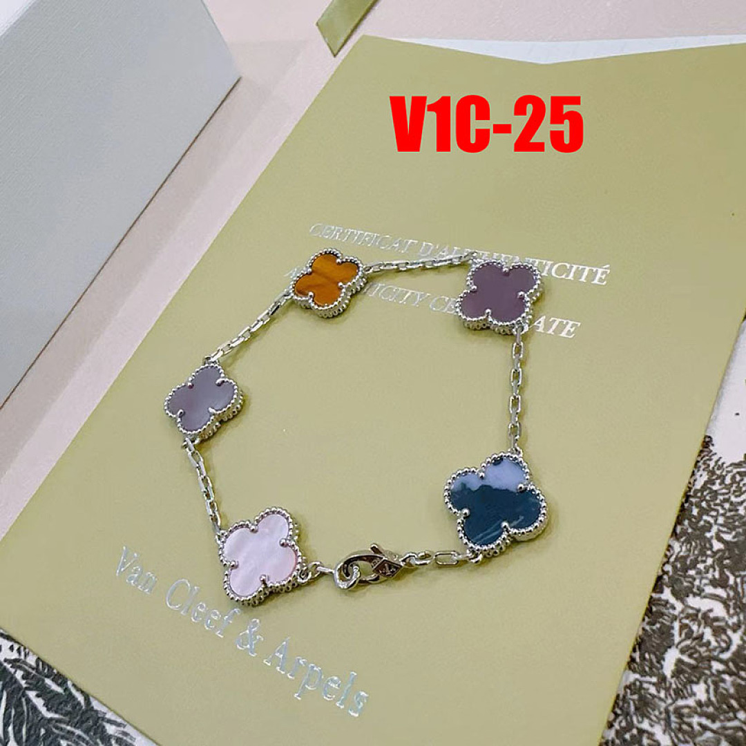 Van Cleef & Arpels Vintage Alhambra · V1C — תמונה 11