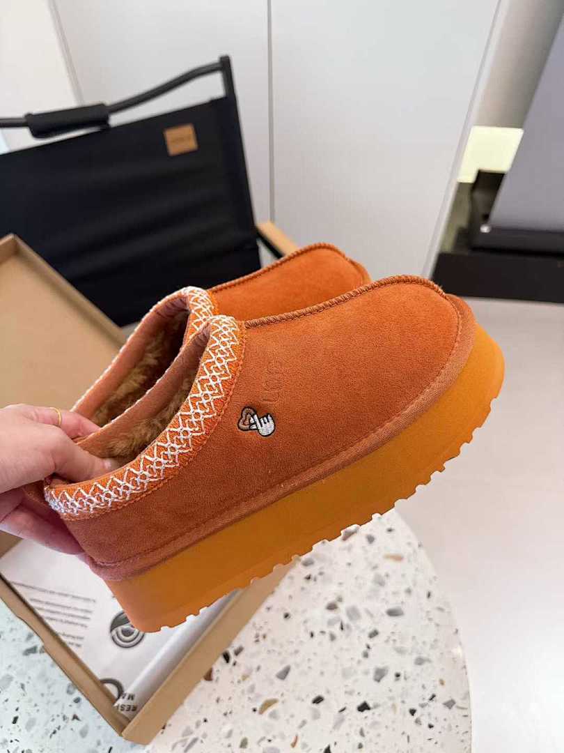 UGG Tazz · KR01 — תמונה 11
