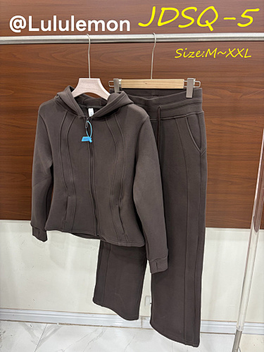Lululemon Define Cropped Hooded Jacket · JDSQ