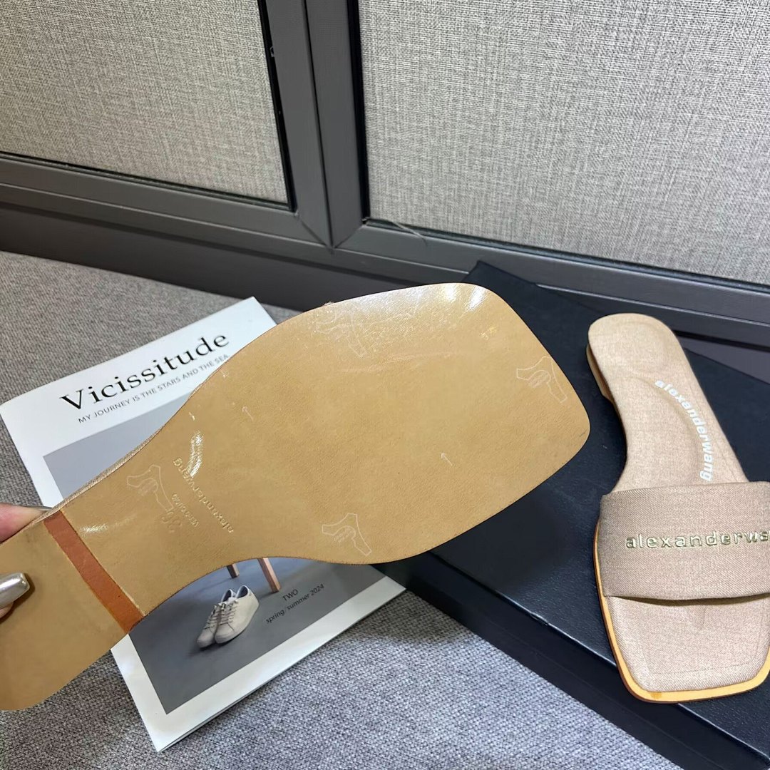 Alexander Wang Pool Slide · L1X2 — תמונה 7