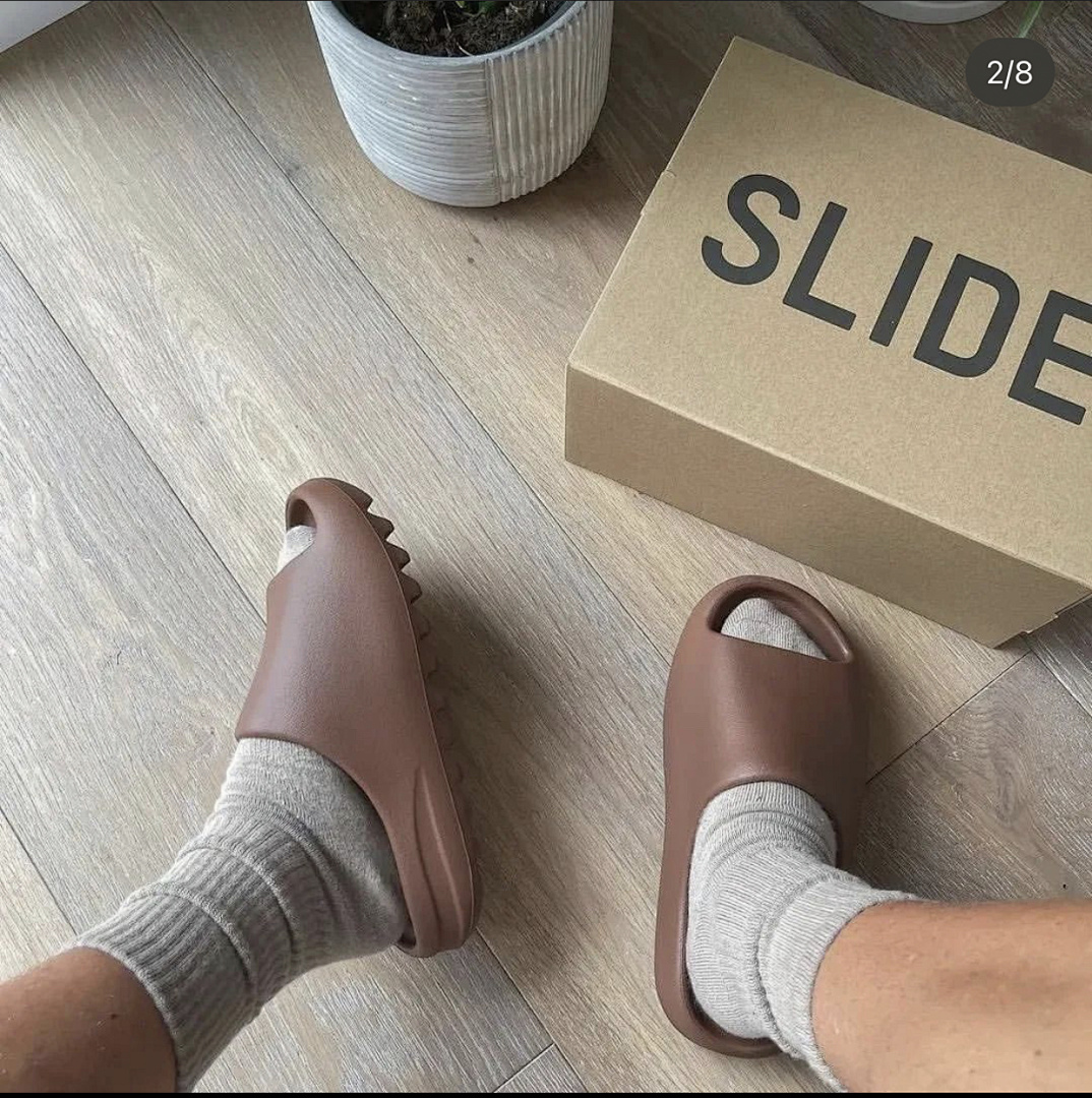 adidas Yeezy Slide · Y8A1 — תמונה 5