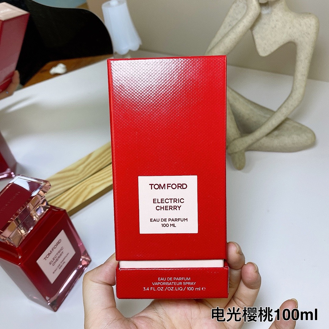 Tom Ford Electric Cherry · ER2R — תמונה 5