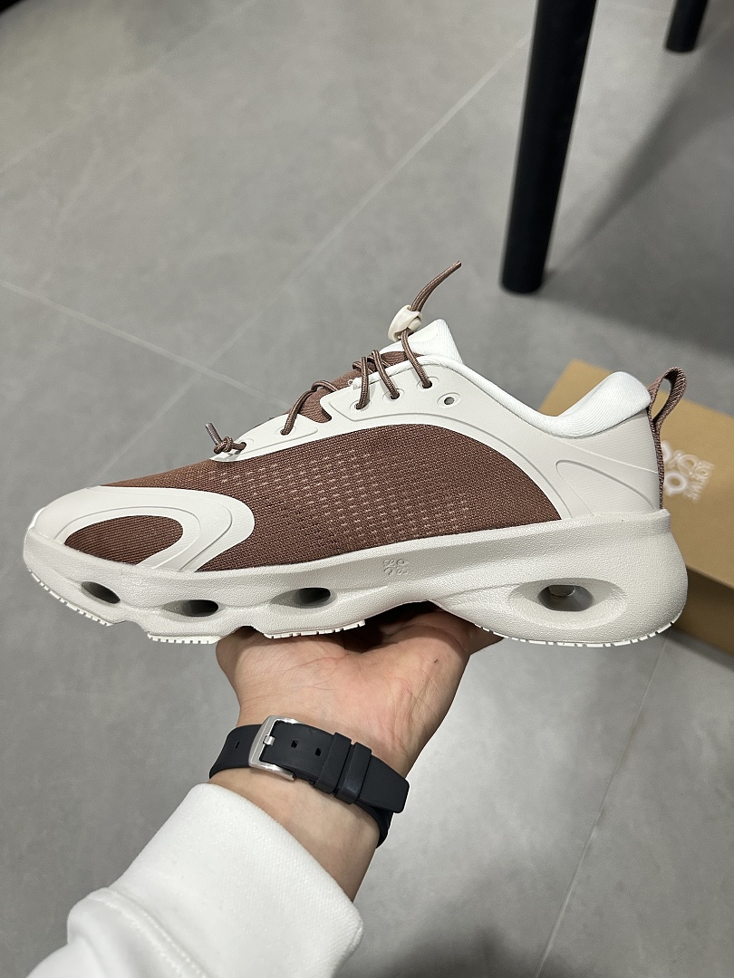 On Running x LOEWE Cloudsolo · NY353 — תמונה 29