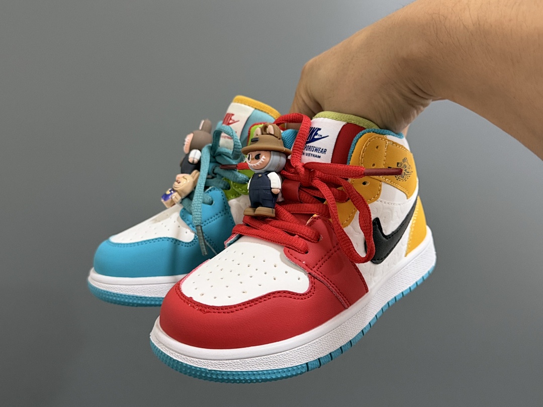 R02 Nike Jordan kids 41$ — תמונה 3