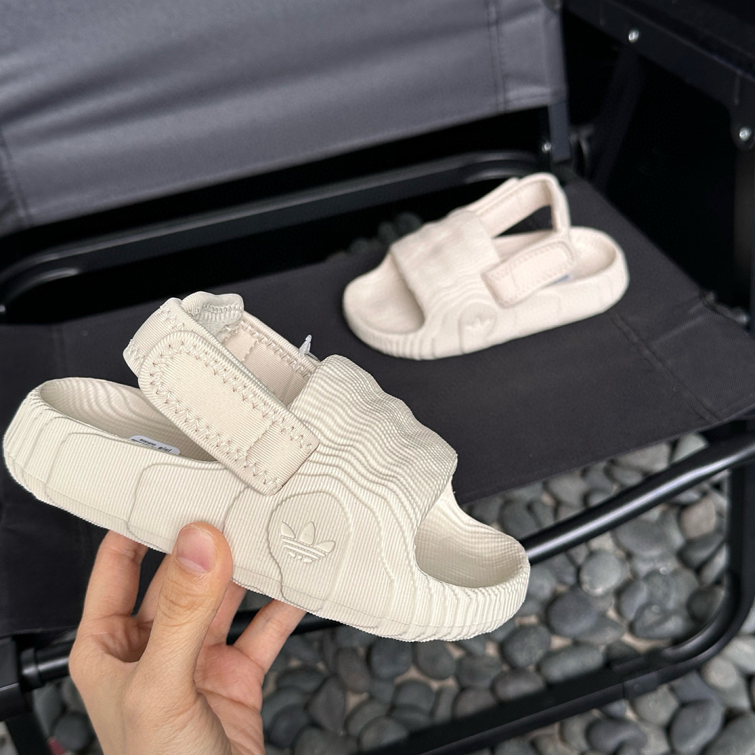 Adidas Adilette 22 XLG · ADK