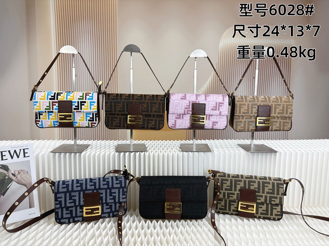 Fendi Baguette · D12X