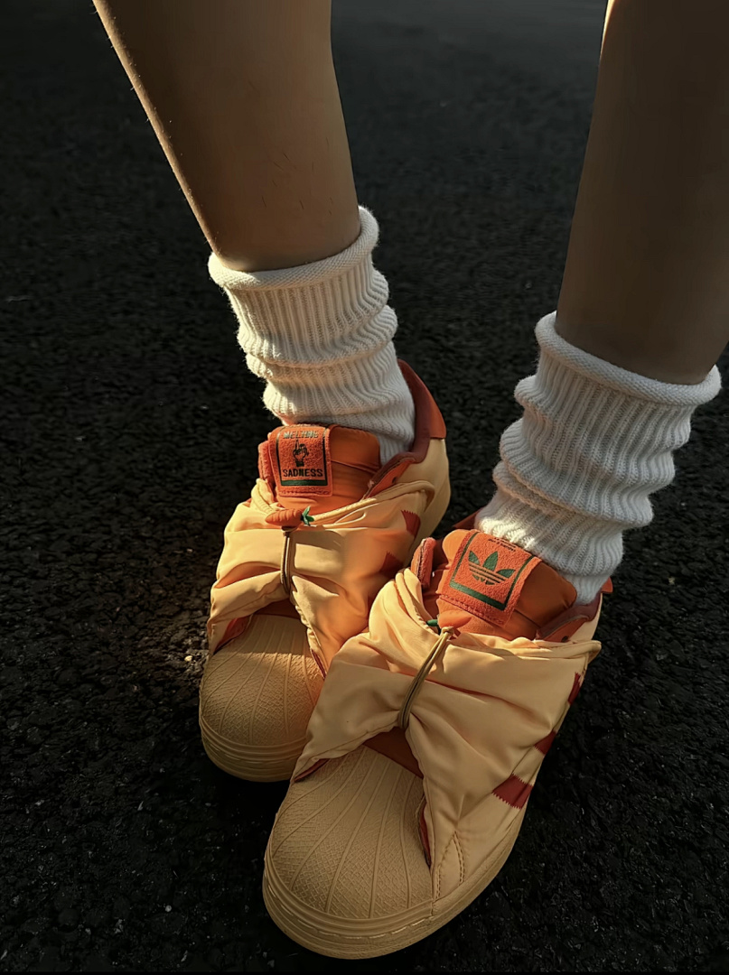 Adidas Superstar Melting Sadness Hot Dog · GAG4 — תמונה 2