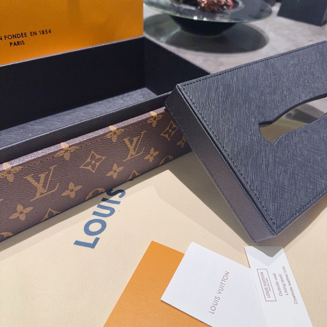 Louis Vuitton Madeleine Tissue Box · JFD2 — תמונה 17