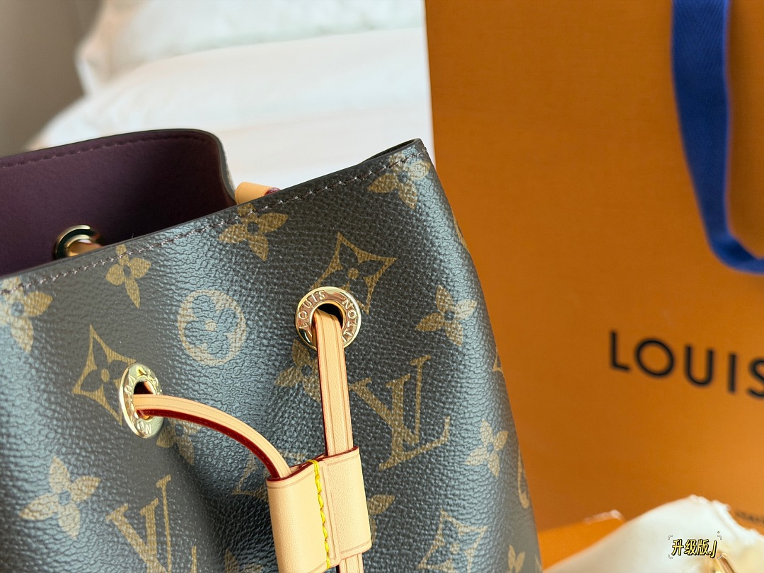 Louis Vuitton Neonoe BB · PL52 — תמונה 8