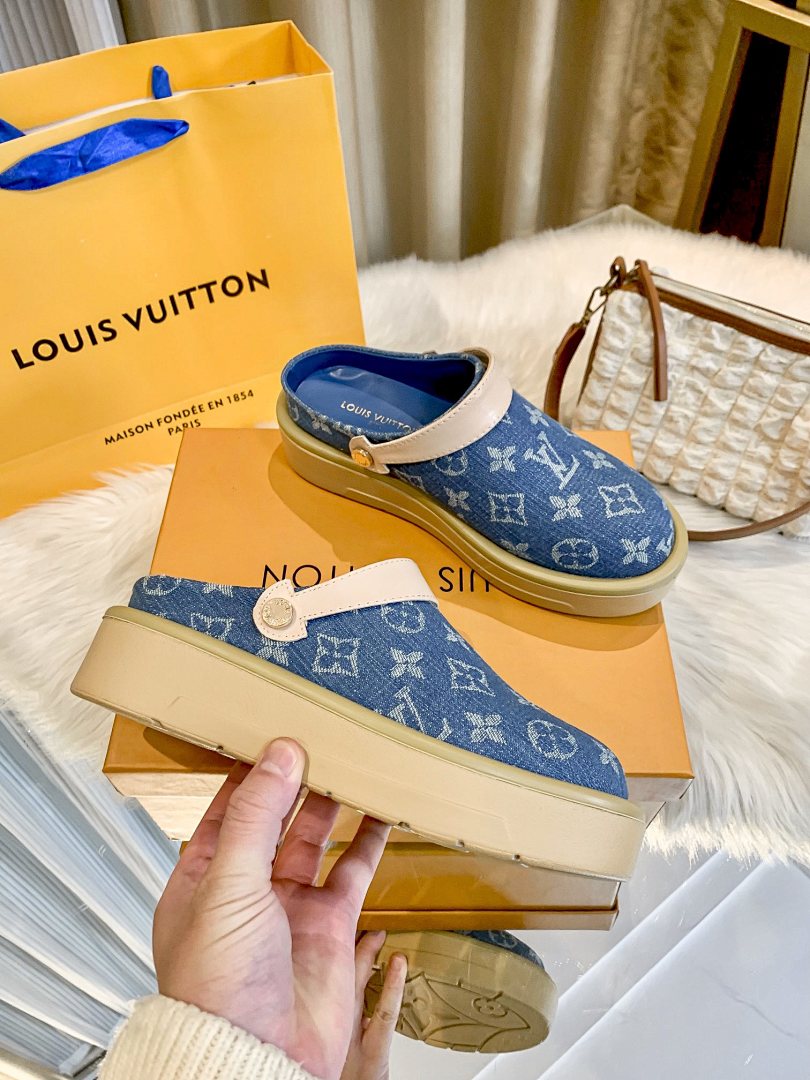 Louis Vuitton Cosy Flat Comfort Clog · Y126V — תמונה 13