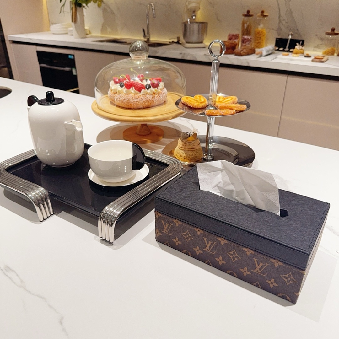 Louis Vuitton Madeleine Tissue Box · JFD2 — תמונה 9