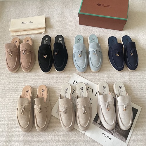 Loro Piana Summer Charm Walk · EFE2