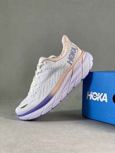 HOKA Clifton 8 · Y8J6