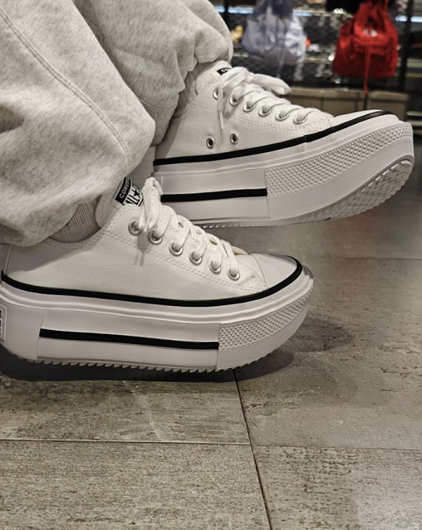 Converse Chuck Taylor All Star Lift · K67E — תמונה 16