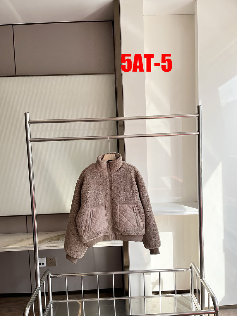 Alo Yoga Sherpa Edge Bomber · 5AT — תמונה 8