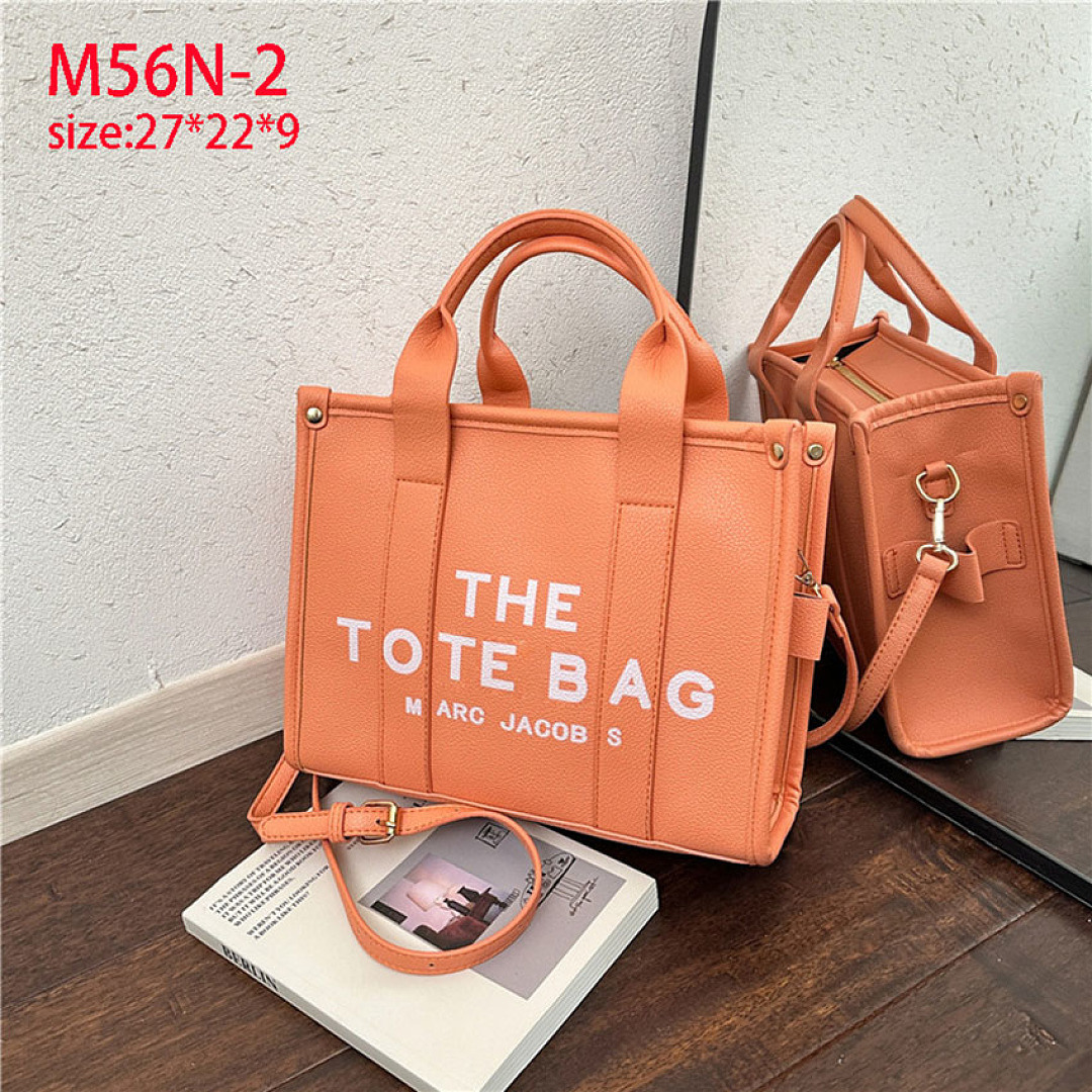Marc Jacobs The Tote Bag · M56N — תמונה 13