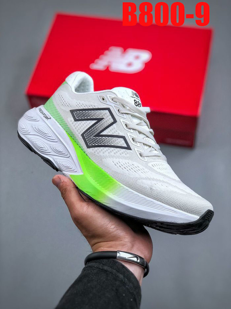 New Balance 880v15 · B800 — תמונה 9