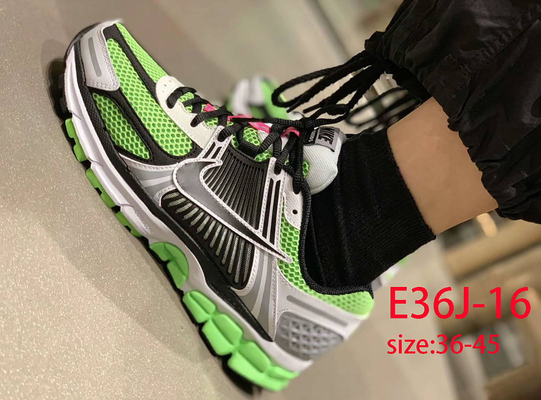 Nike Air Zoom Vomero 5 · E36J — תמונה 15
