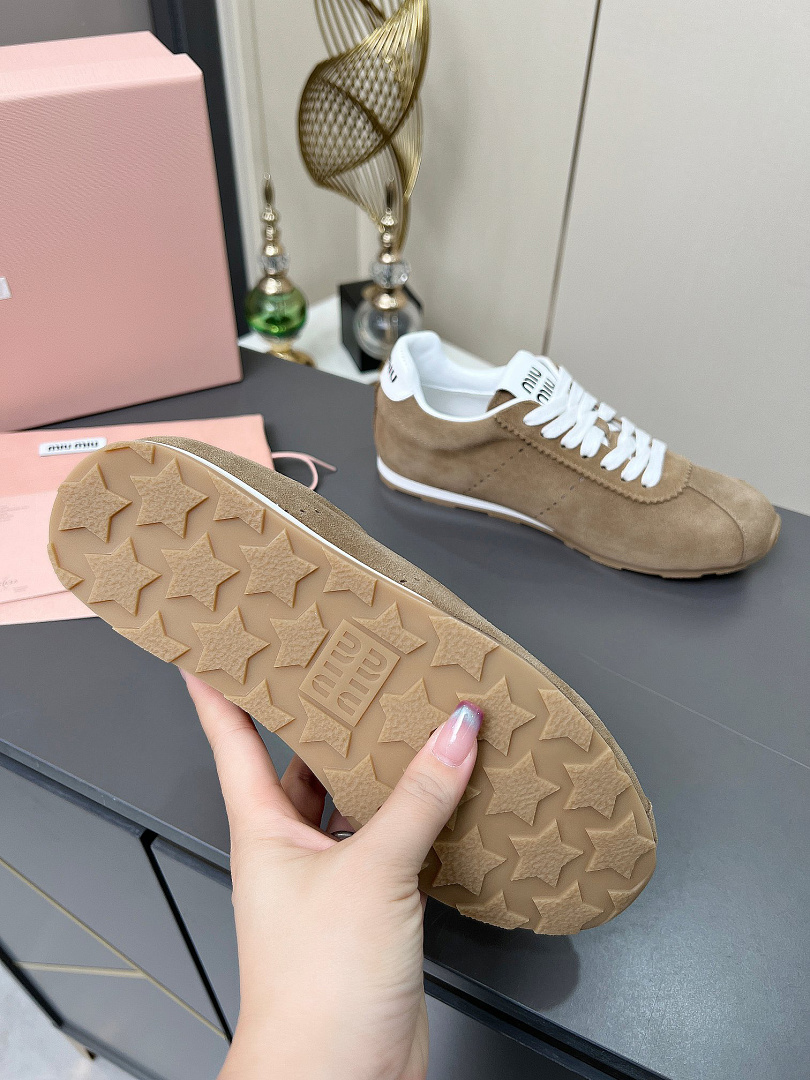 Miu Miu Plume · L83J — תמונה 16
