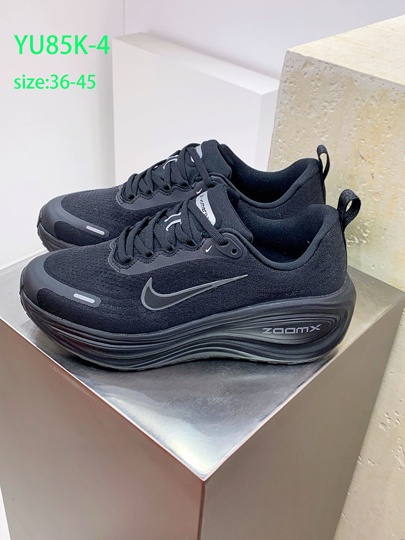 Nike Vomero Plus · YU85K — תמונה 16