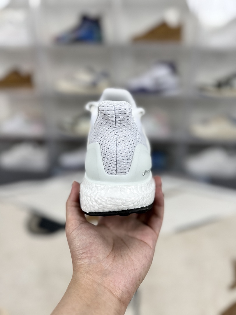 Adidas Ultraboost 1.0 · XX52 — תמונה 4