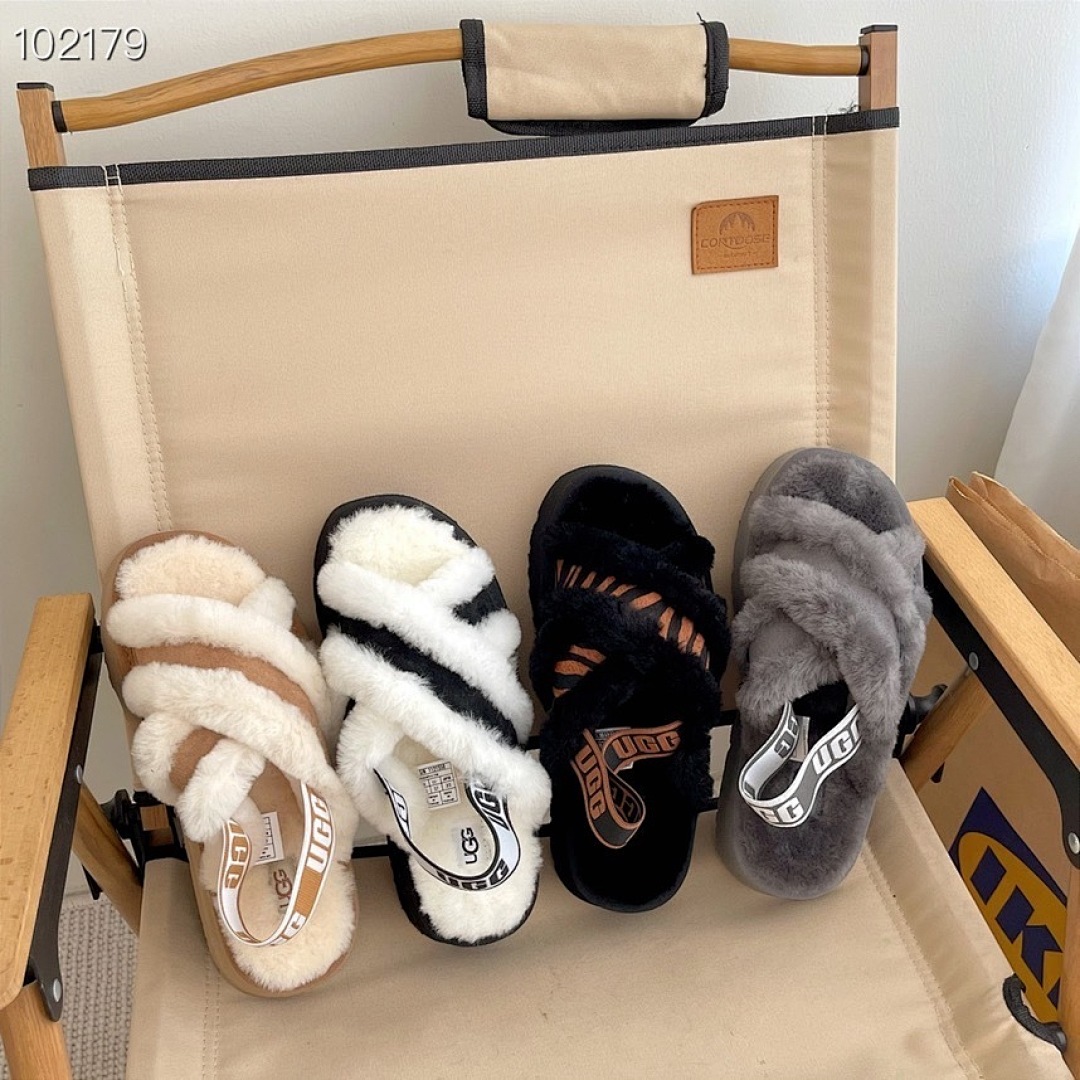 UGG Disco Cross Slide · M78H — תמונה 5