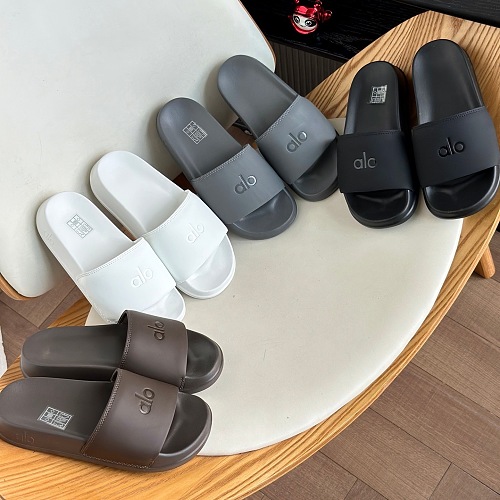 Alo Yoga It Slide · LDK3