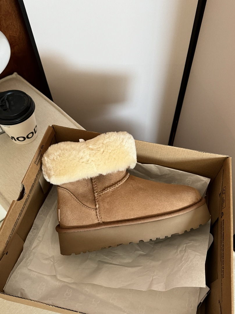 UGG Classic Mini Platform · G08B — תמונה 10