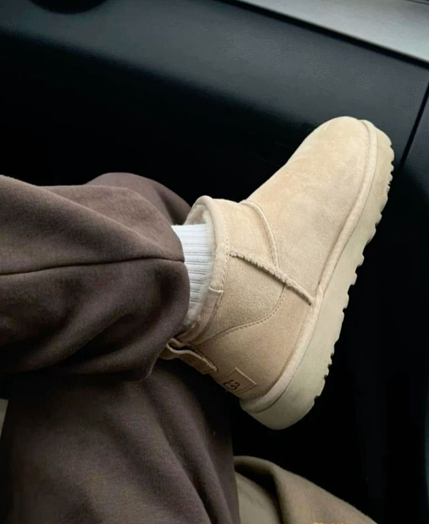 UGG Classic Ultra Mini · TV47 — תמונה 3