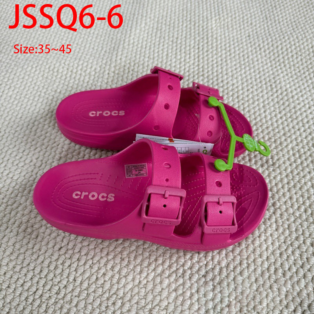 Crocs Saturday Metallic Buckle Sandal · JSSQ6 — תמונה 7