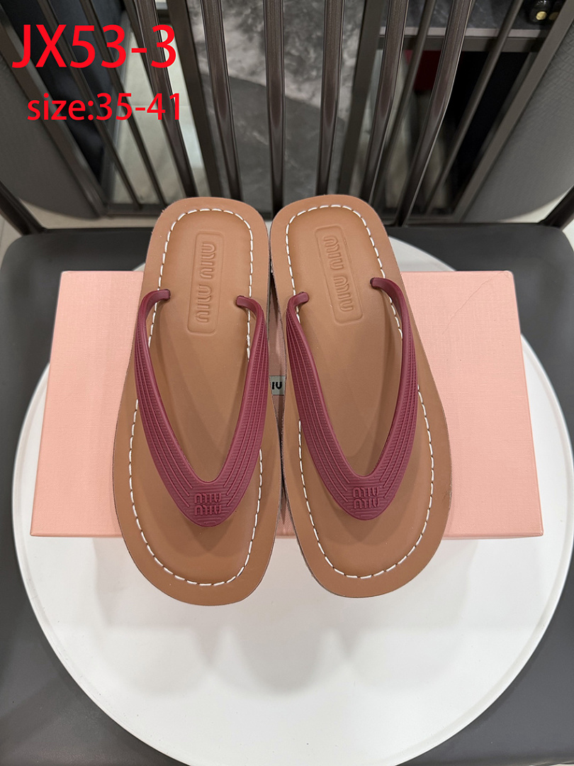 Miu Miu Logo Flat Thong Sandals · JX53 — תמונה 3