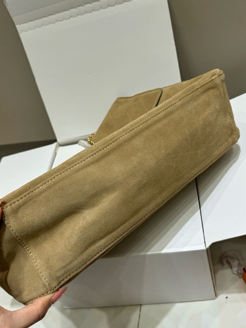 Chanel Maxi Flap Bag · K25U — תמונה 9