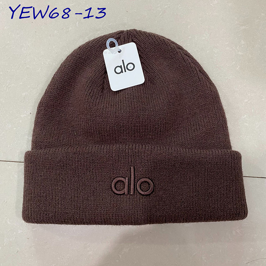 Alo Yoga Notable Beanie · YEW68 — תמונה 4