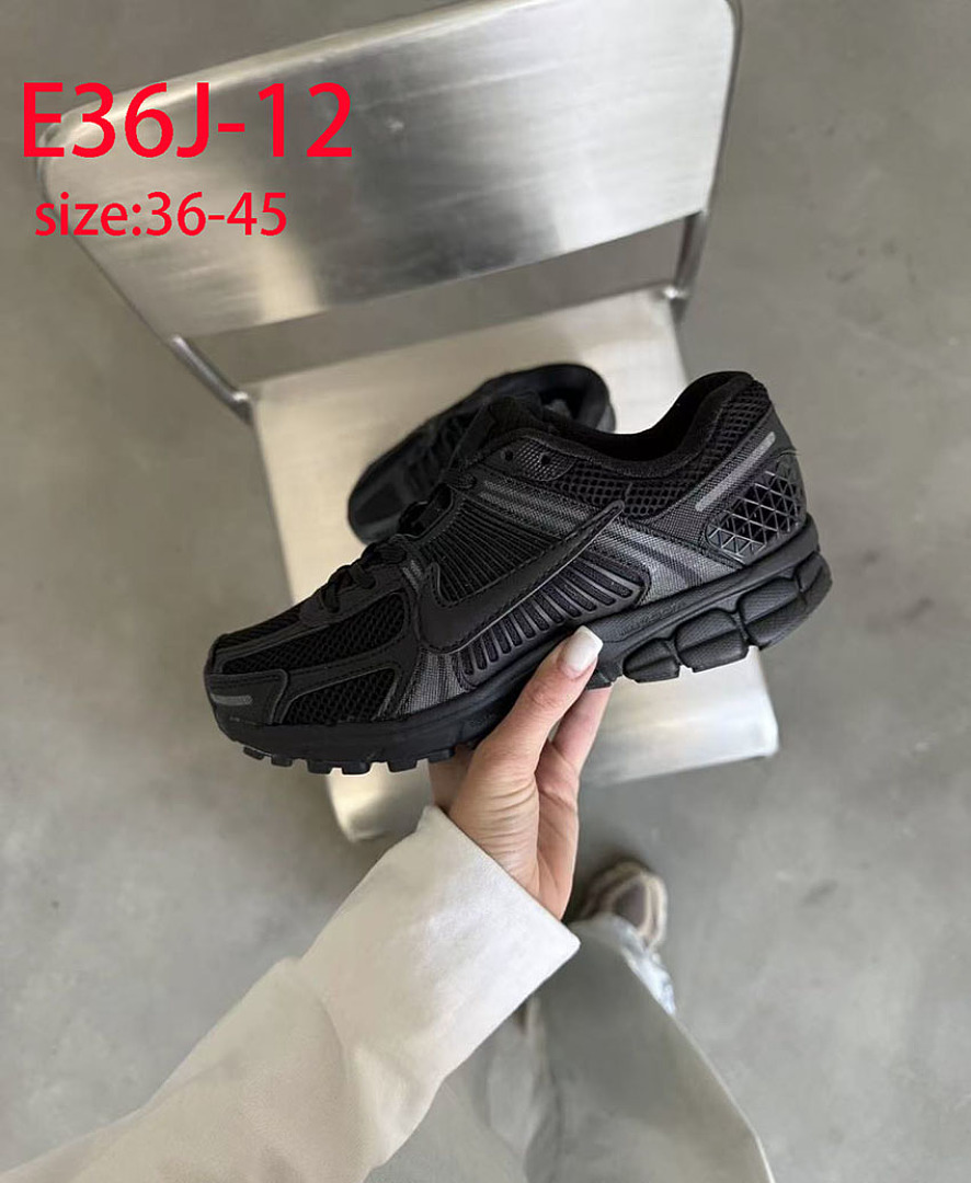 Nike Air Zoom Vomero 5 · E36J — תמונה 19
