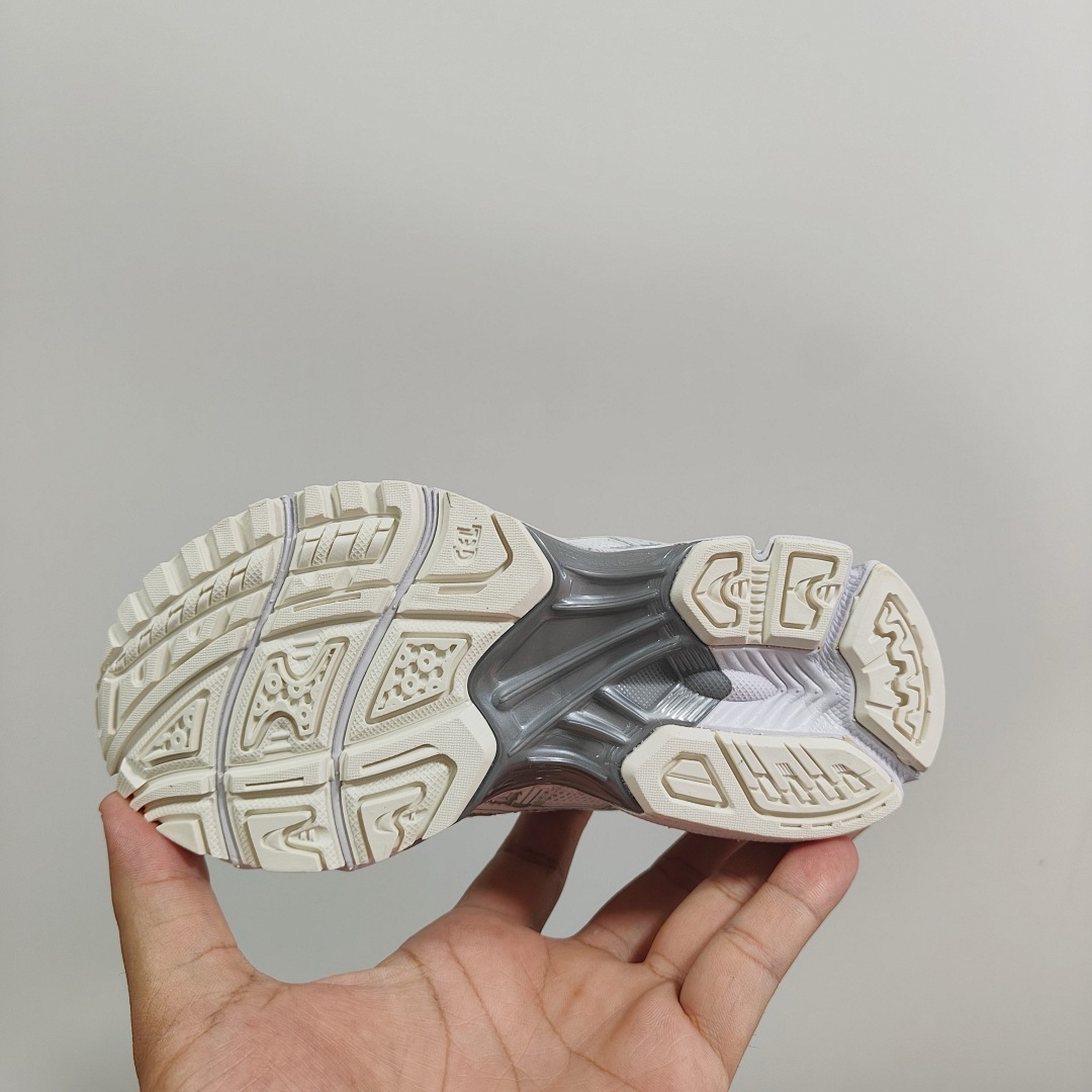 ASICS GEL-KAYANO 14 · K14 — תמונה 7