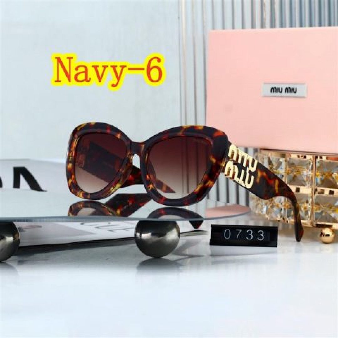 Navy MIUMIU sunglasses 36$ — תמונה 7