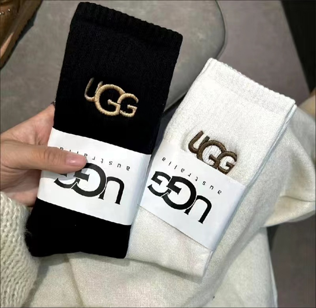 UGG — גרביים · Y2E2 — תמונה 5