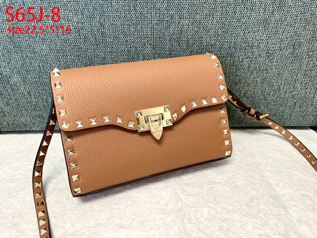 Valentino Rockstud · S65J — תמונה 16
