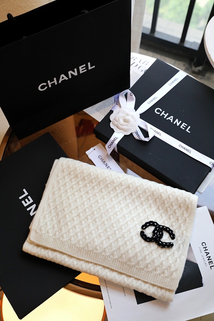 Chanel Cashmere CC Scarf · FFCT — תמונה 6
