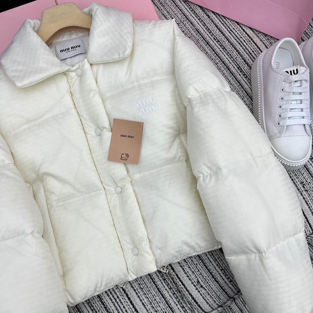 Miu Miu Cropped Down Jacket · F2F6 — תמונה 4