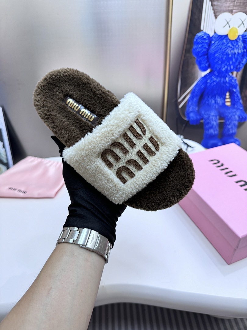 Miu Miu — כפכפים · U12M — תמונה 6