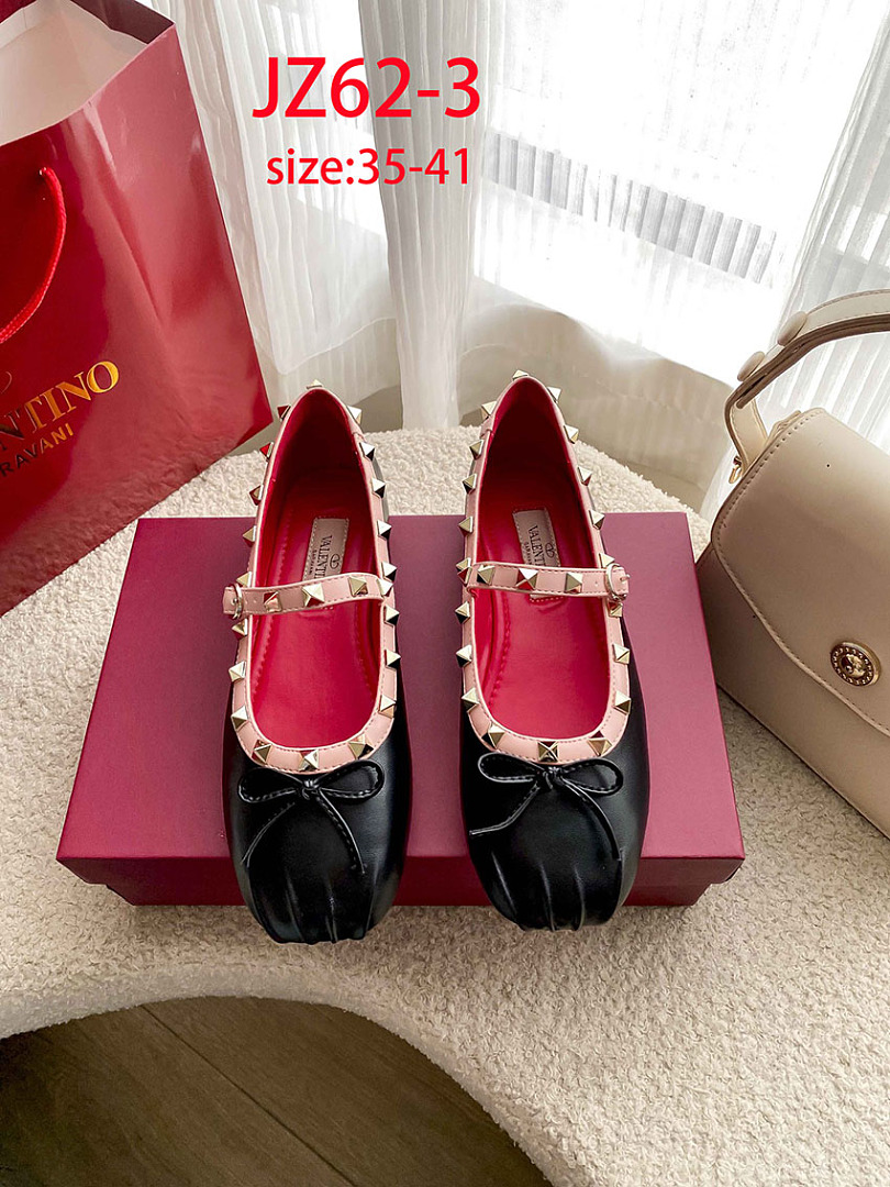 Valentino Rockstud Mary-Jane Ballerina · JZ62 — תמונה 14