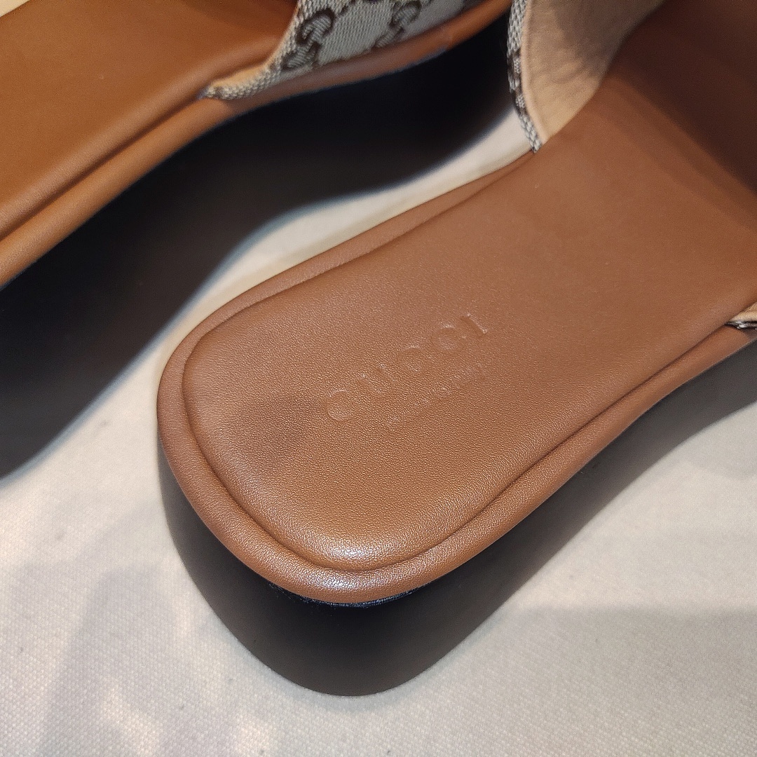 Gucci North Platform Slide Sandal · AKD5 — תמונה 4