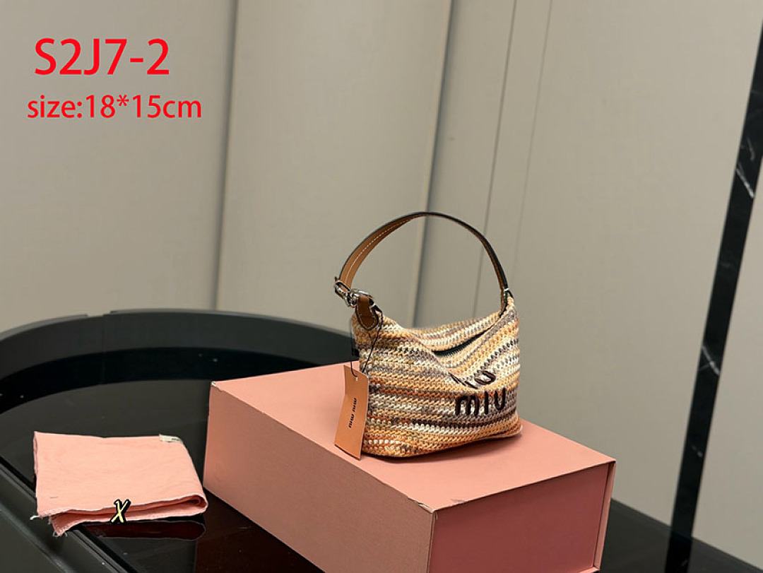 Miu Miu Spirit Crochet Pouch · S2J7 — תמונה 11